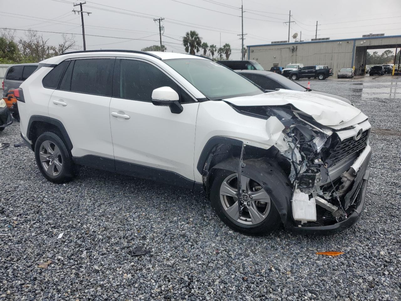 2023 Toyota RAV 4 - Image 4