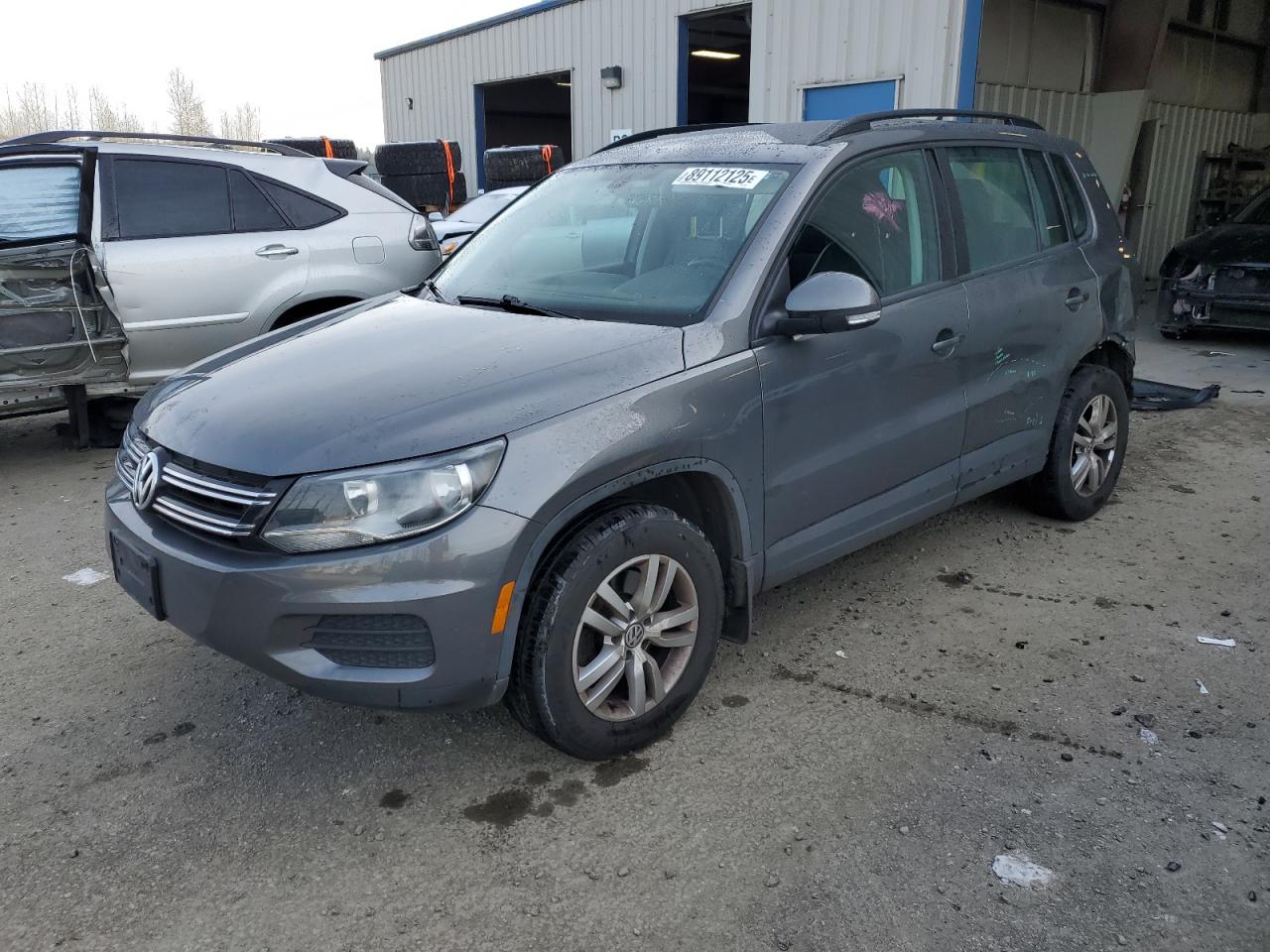 2017 Volkswagen Tiguan - Image 1