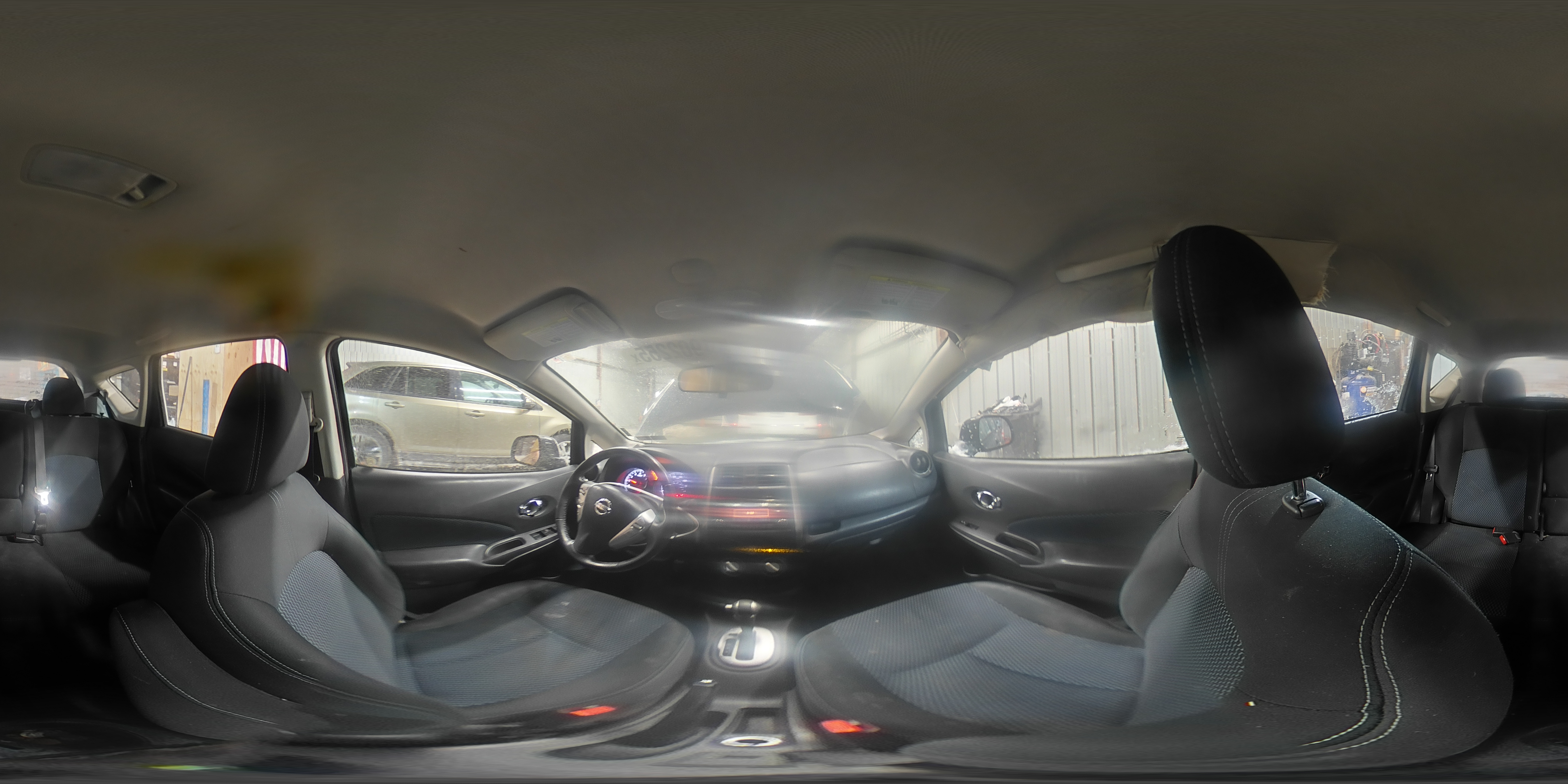 2014 Nissan Versa - Image 13