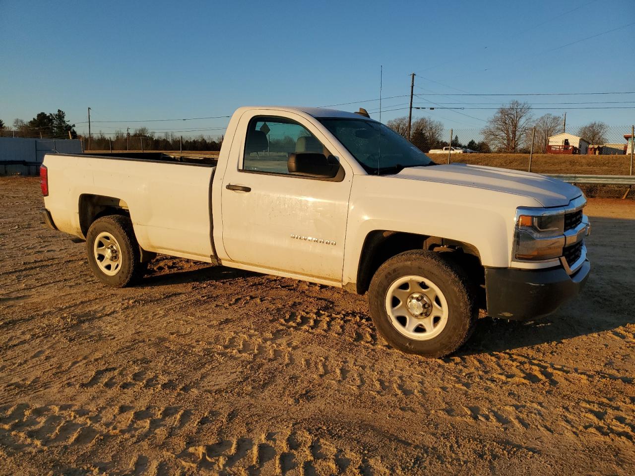 2018 Chevrolet Silverado - Image 4
