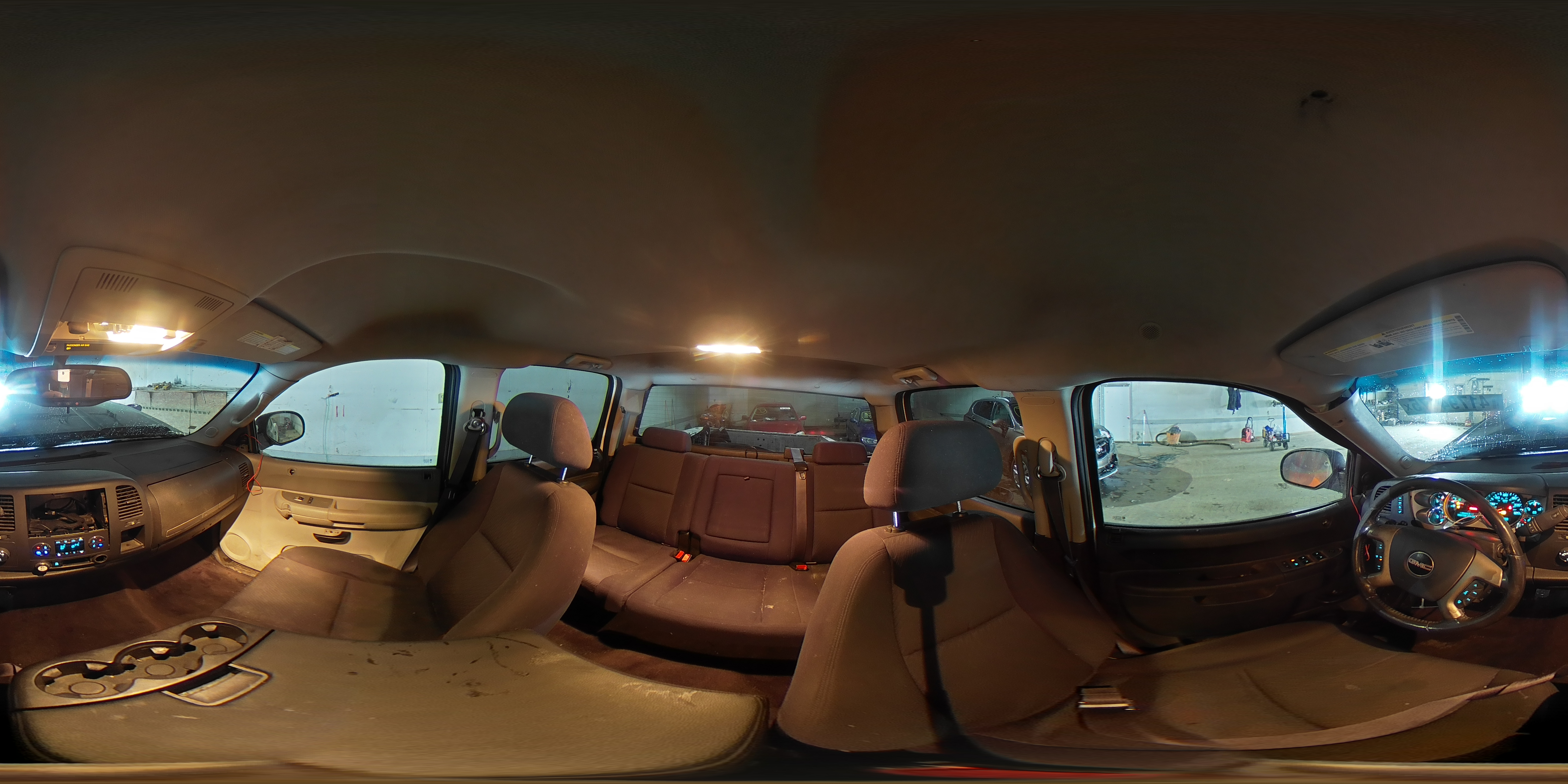 2011 Chevrolet Silverado - Image 13