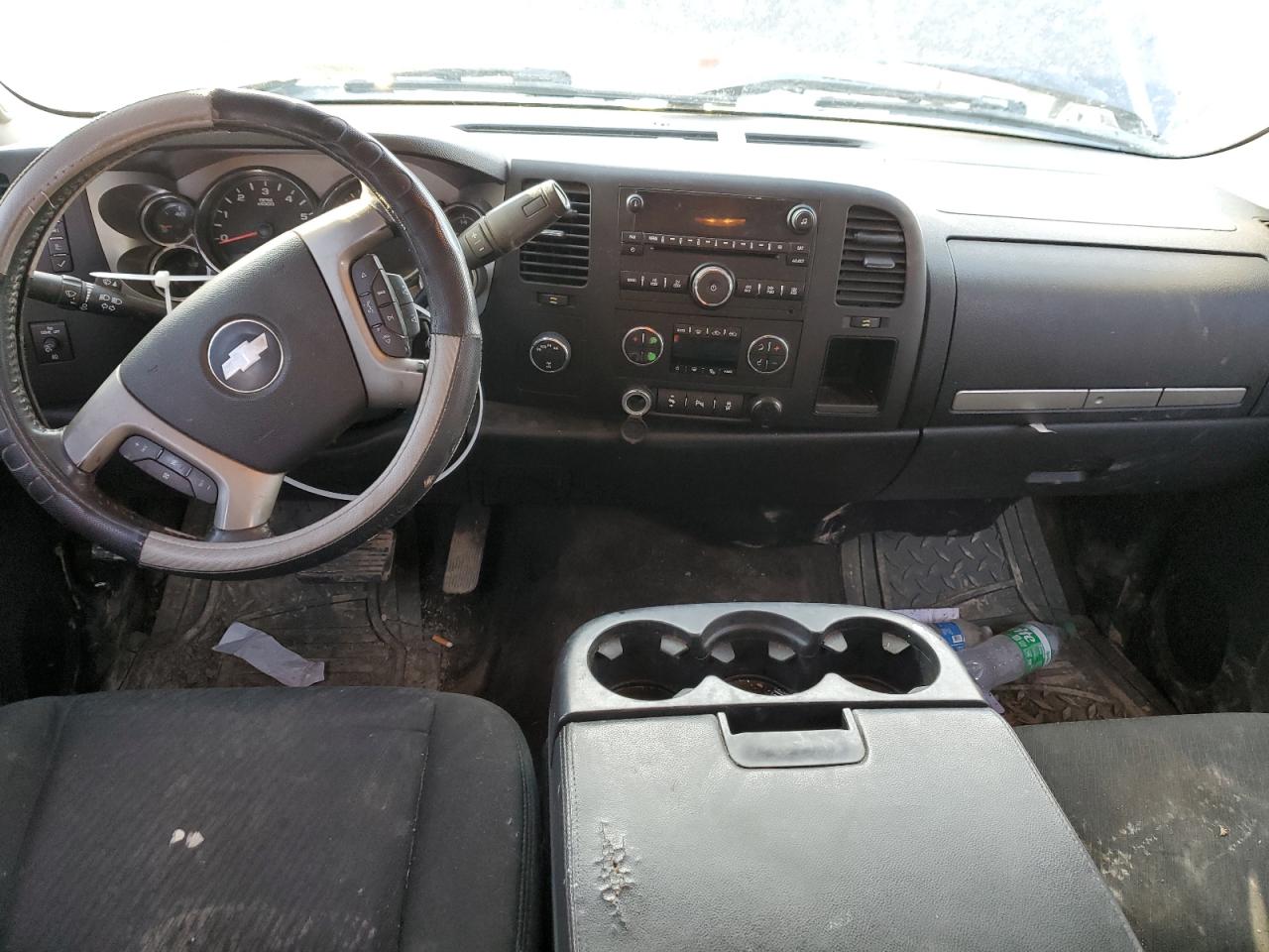 2012 Chevrolet Silverado - Image 8
