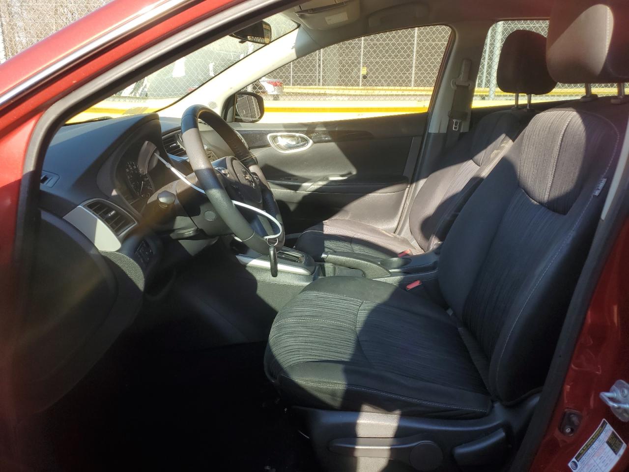 2016 Nissan Sentra - Image 7