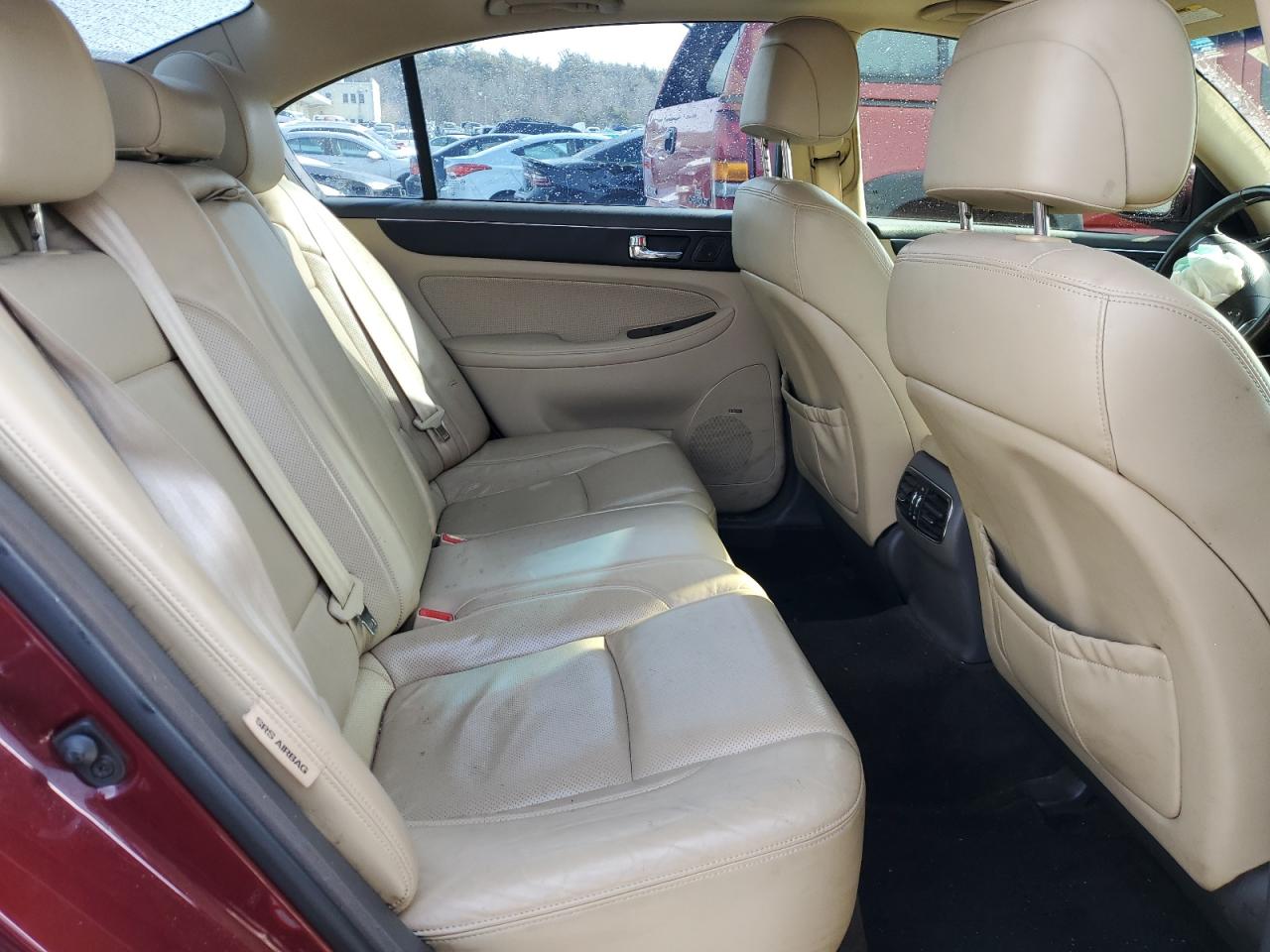 2011 Hyundai Genesis - Image 10