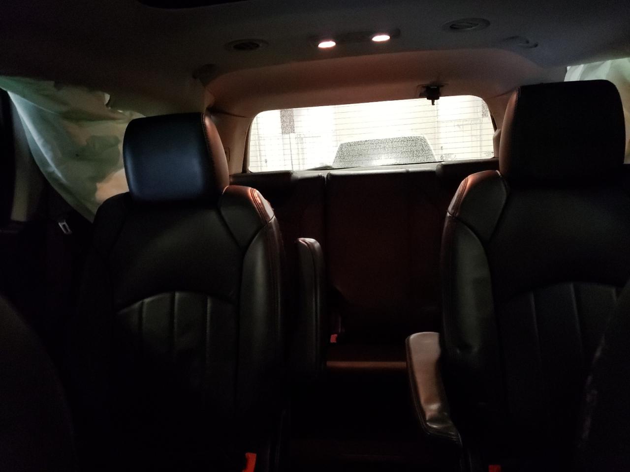 2012 GMC Acadia - Image 10