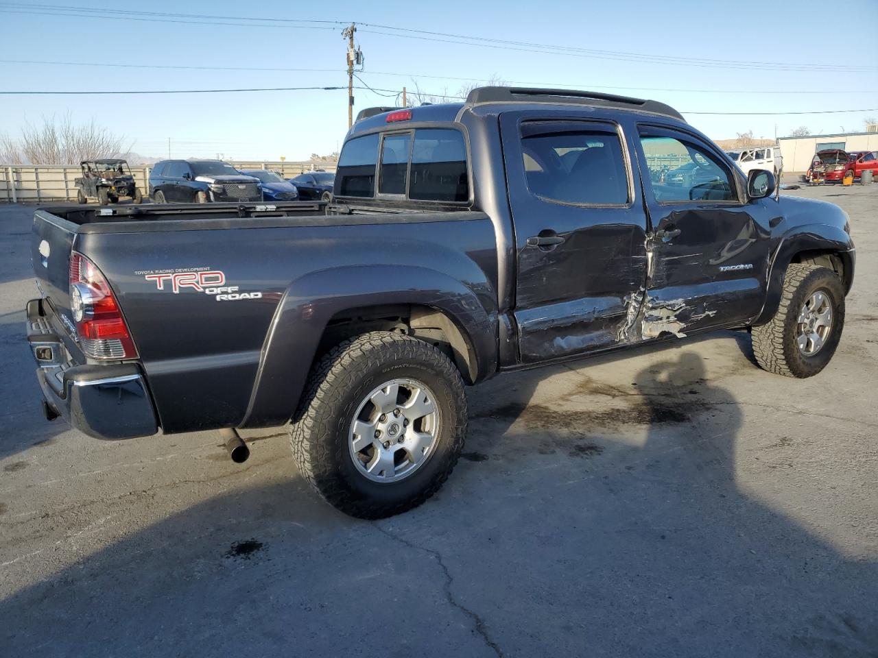 2011 Toyota Tacoma - Image 3
