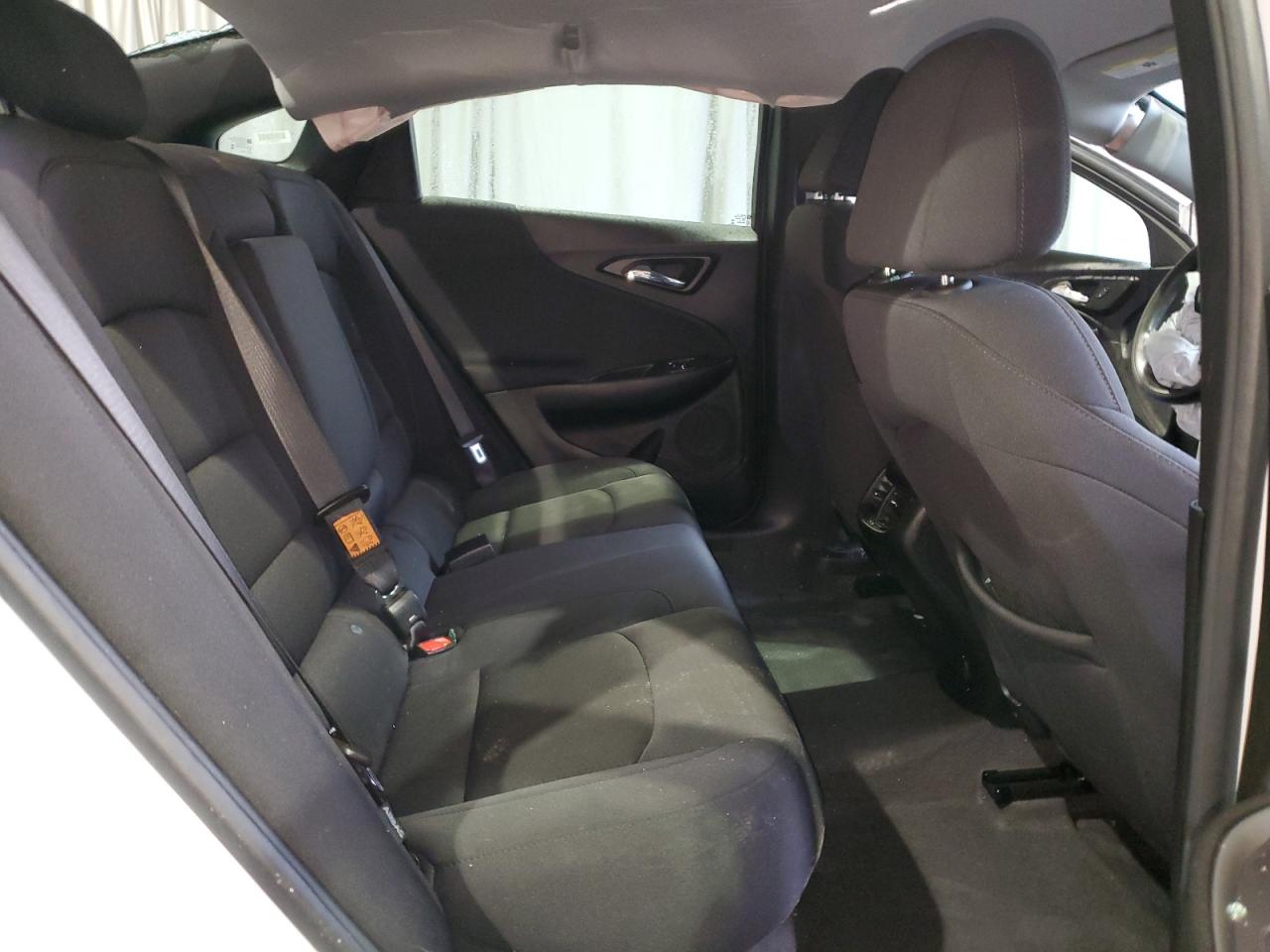 2023 Chevrolet Malibu - Image 10