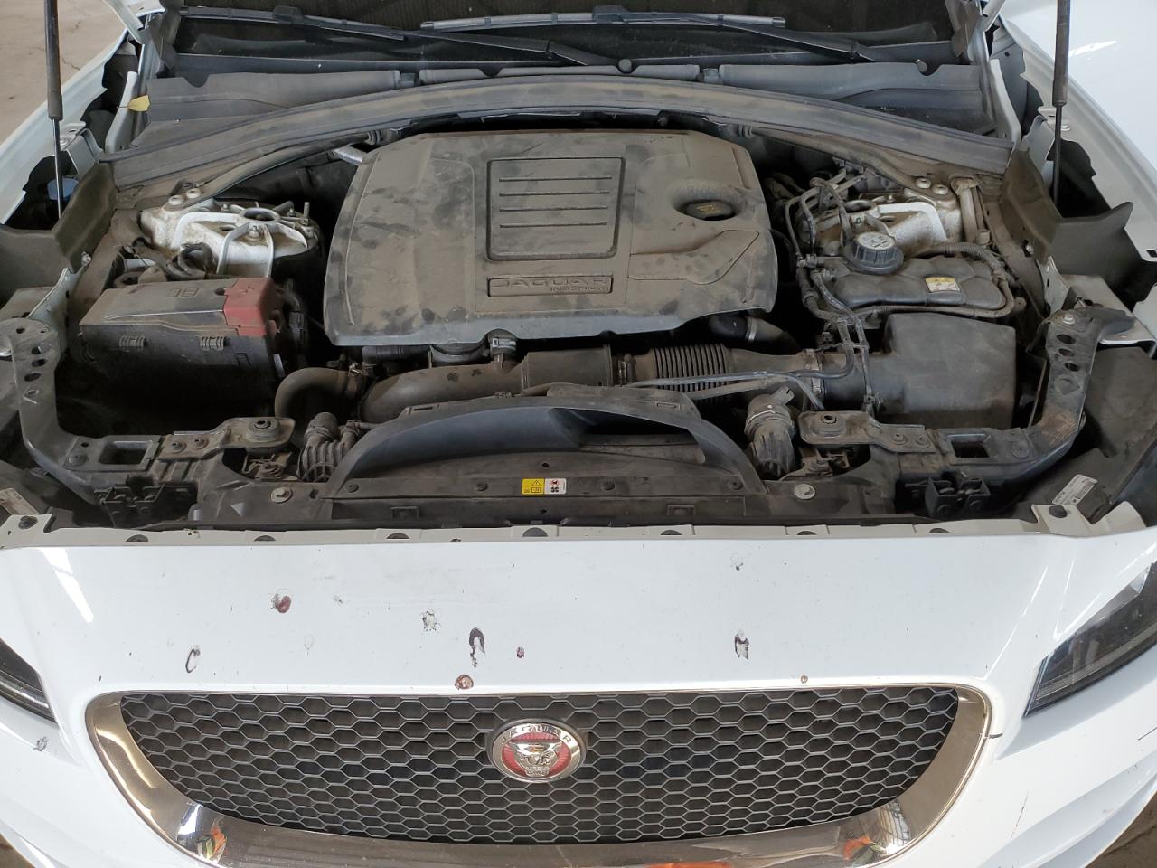 2019 Jaguar F-Pace - Image 12