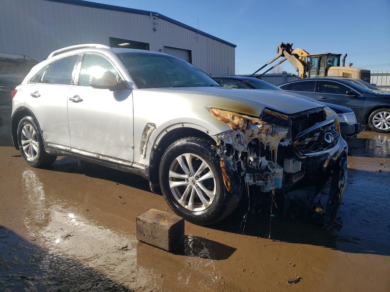 2010 Infiniti FX - Image 4