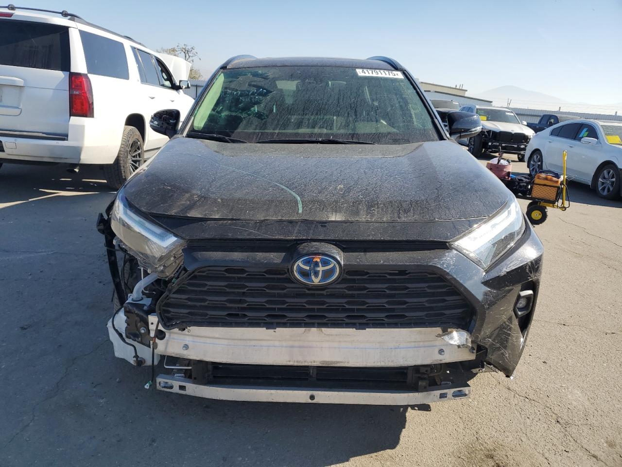 2024 Toyota RAV 4 - Image 5