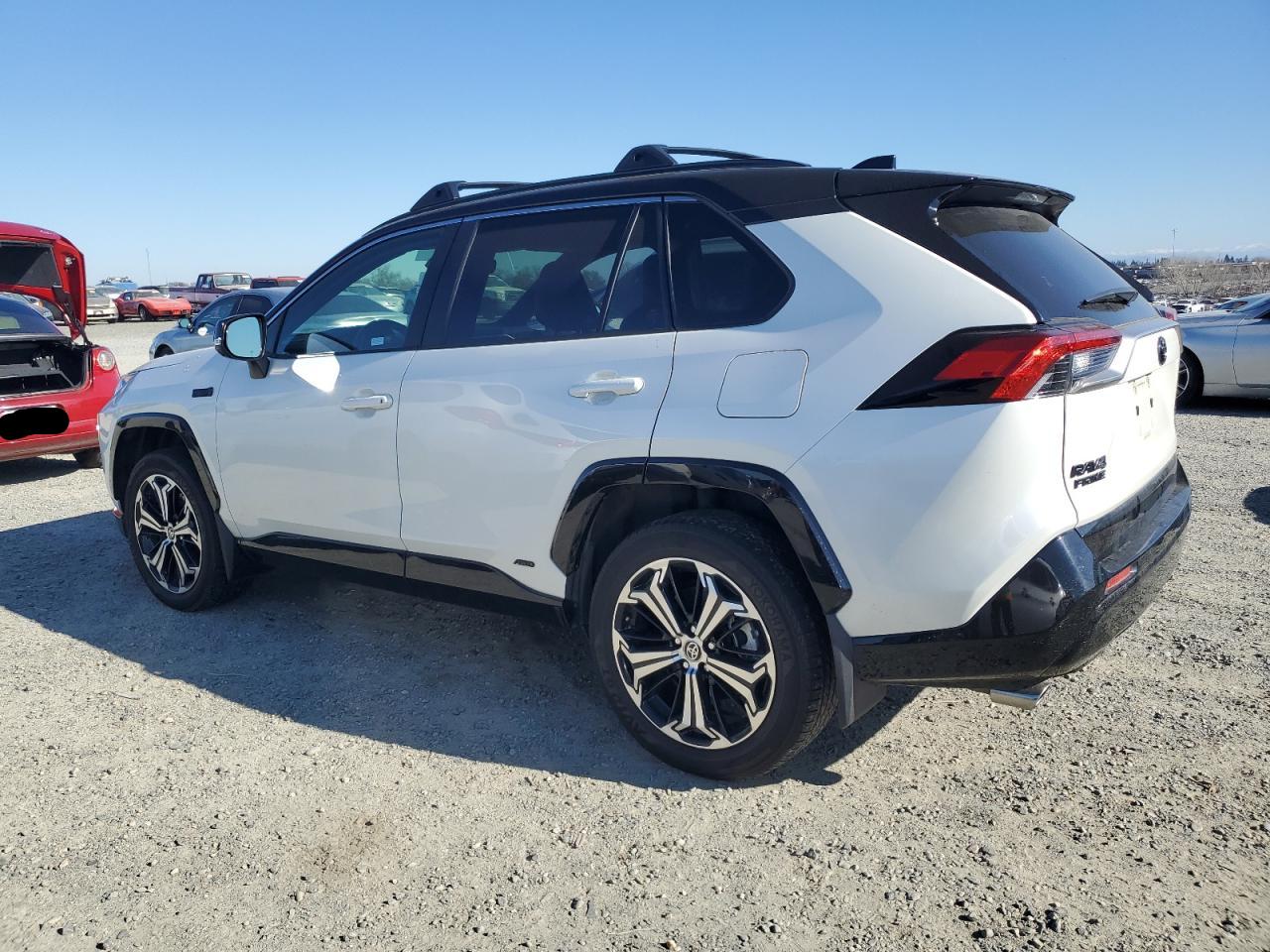 2021 Toyota RAV 4 - Image 2