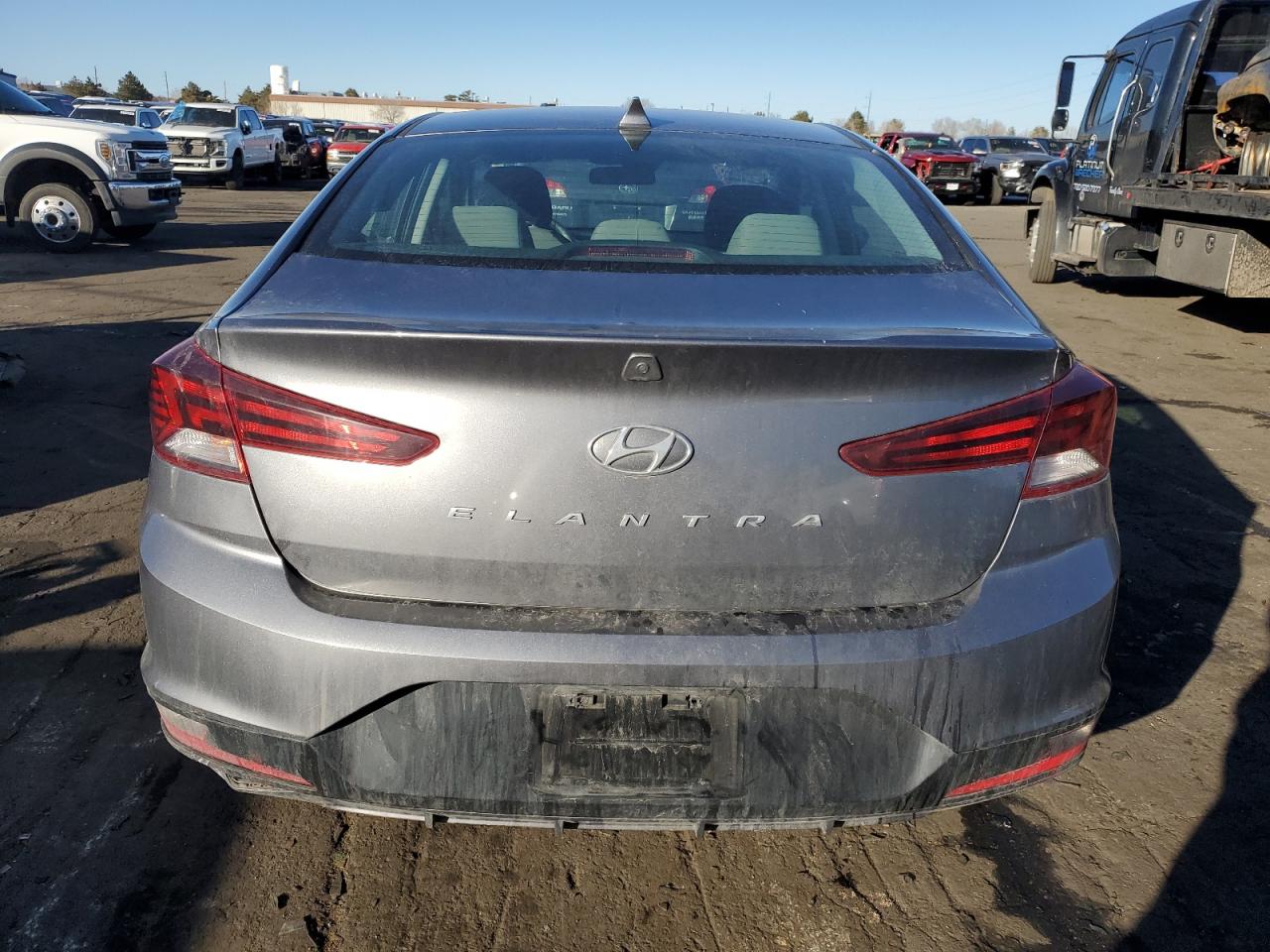 2020 Hyundai Elantra - Image 6