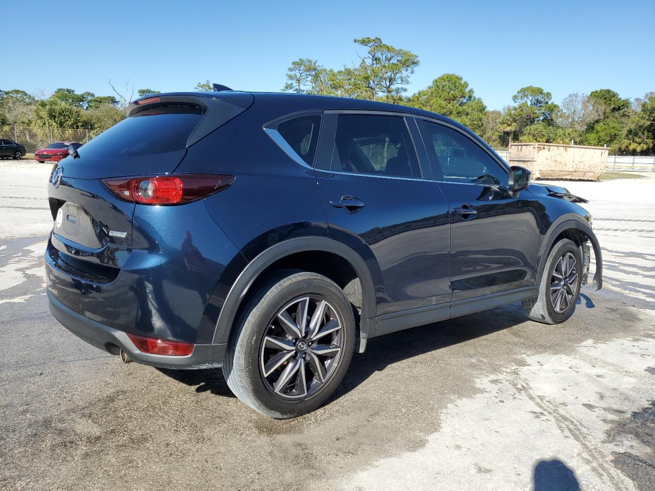 2018 Mazda CX-5 - Image 3