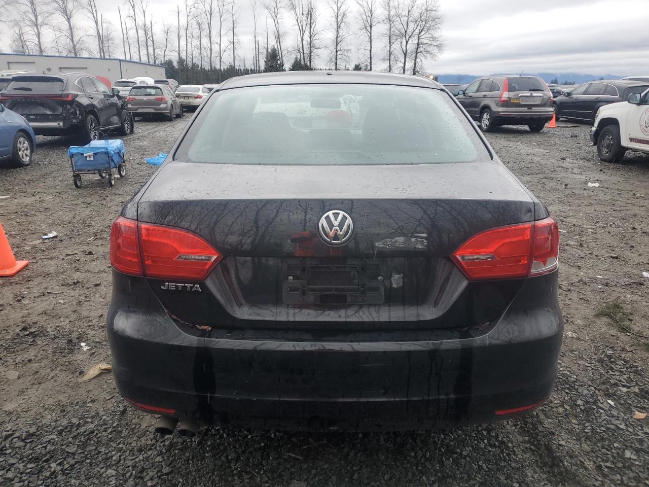 2014 Volkswagen Jetta - Image 6
