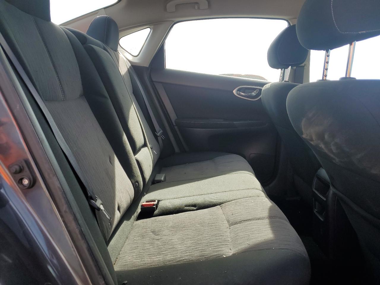 2014 Nissan Sentra - Image 11