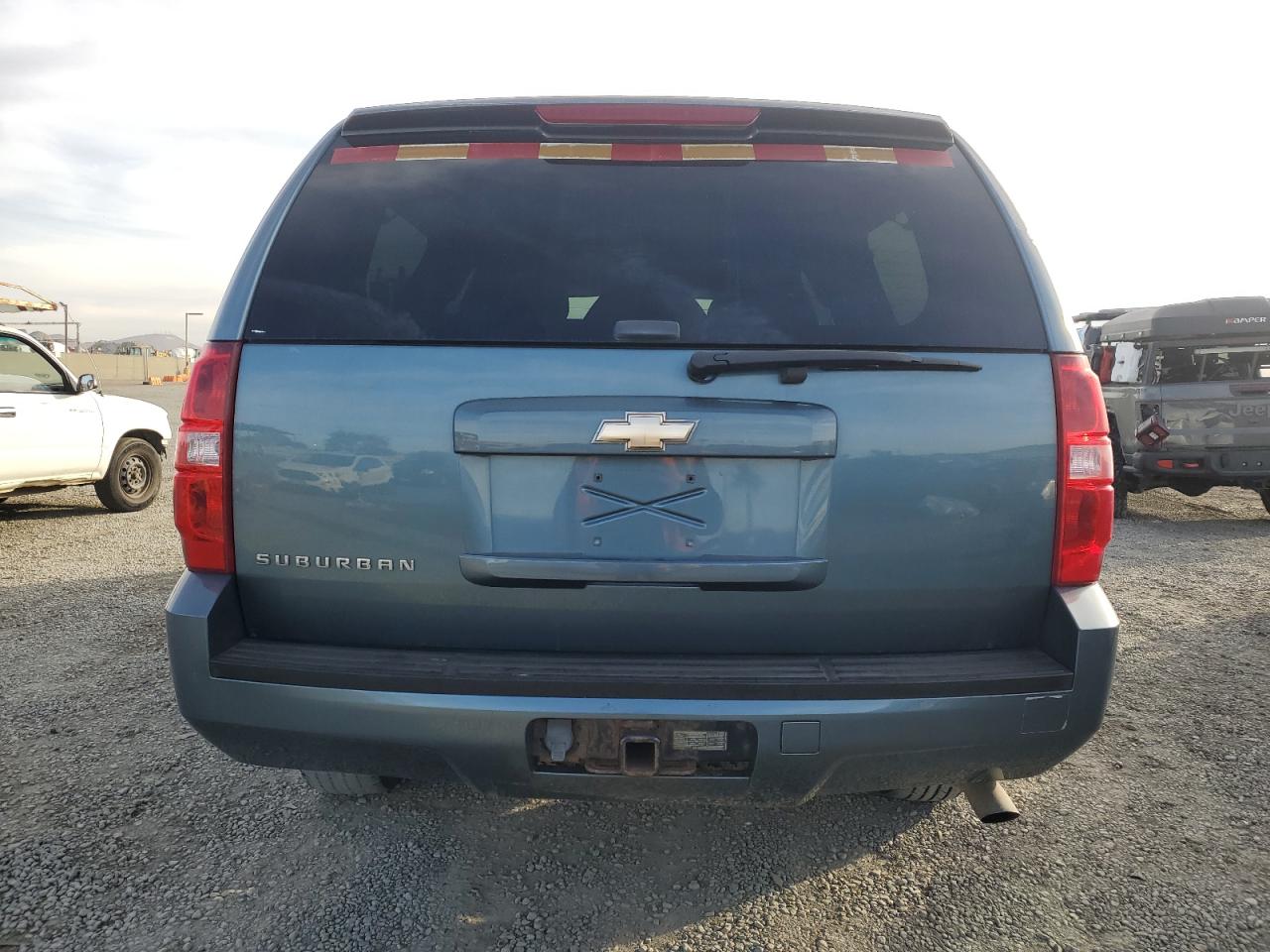 2008 Chevrolet Suburban K2500 VIN: 3GNGK26K68G308737 Lot: 42417505