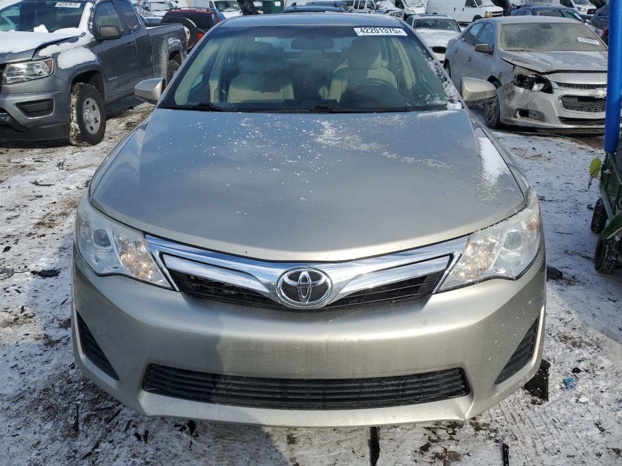 2014 Toyota Camry - Image 5
