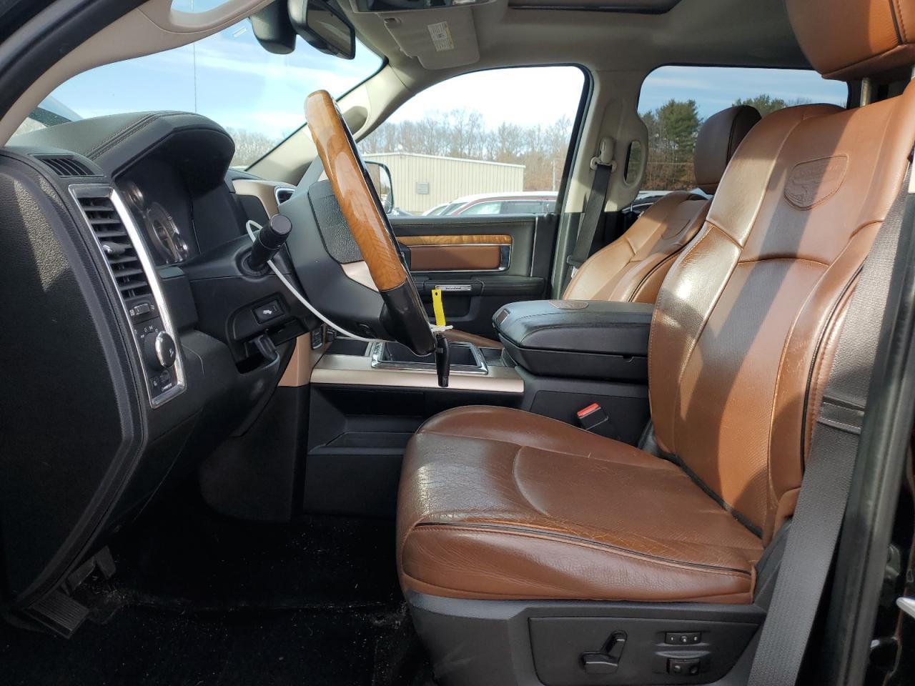 2014 RAM 1500 - Image 7