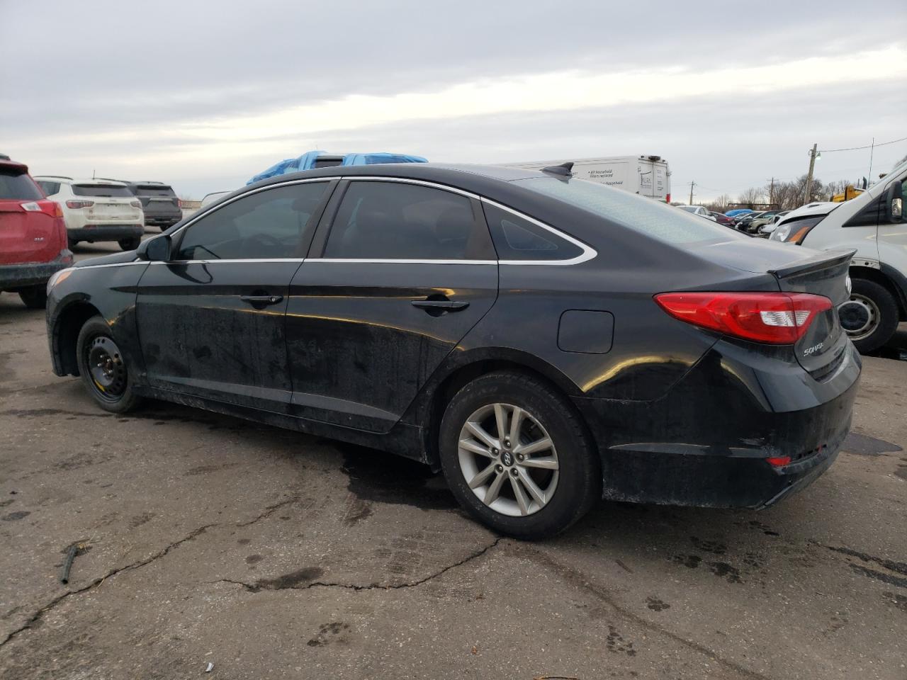 2015 Hyundai Sonata - Image 2