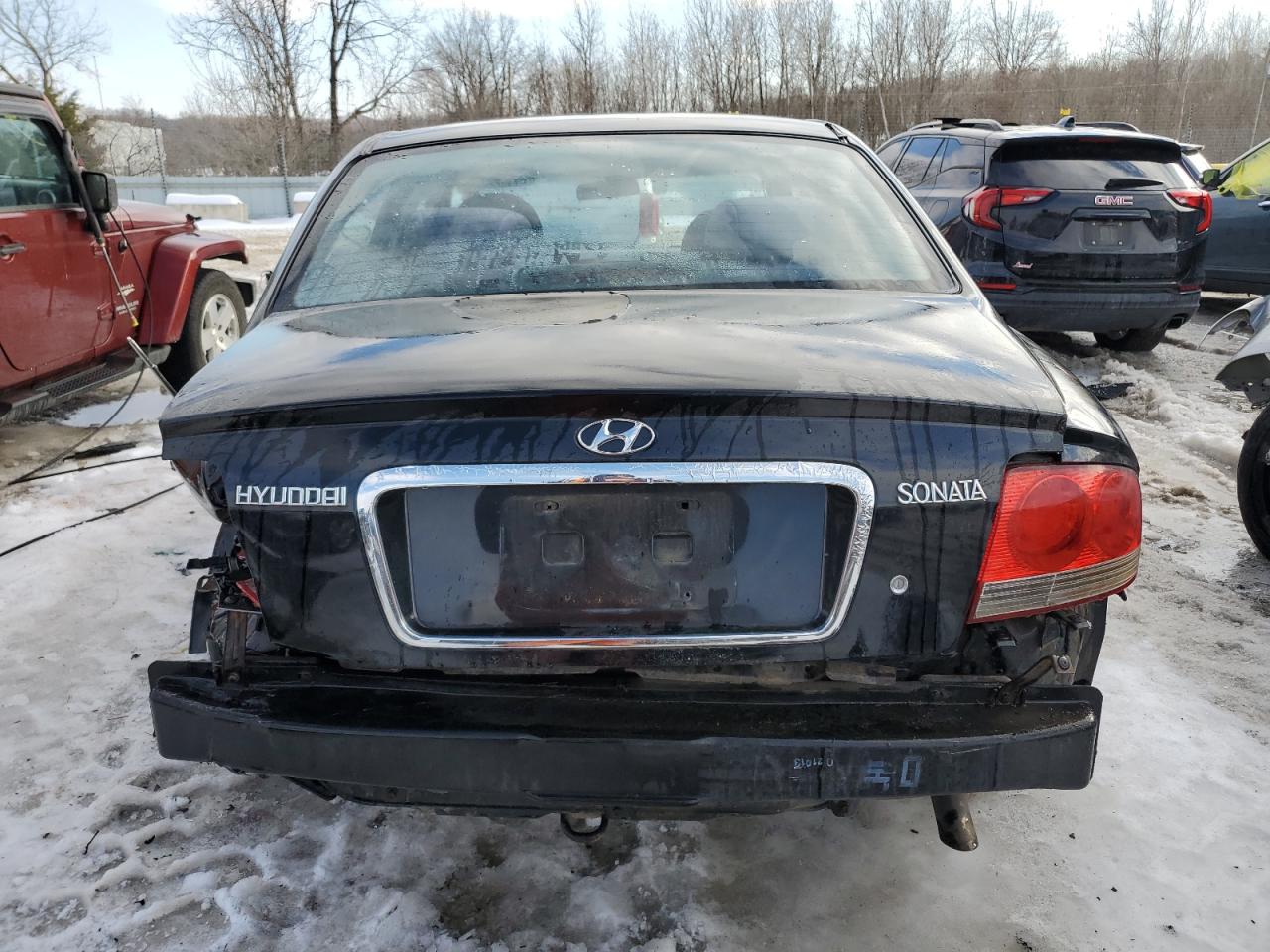 2003 Hyundai Sonata - Image 6