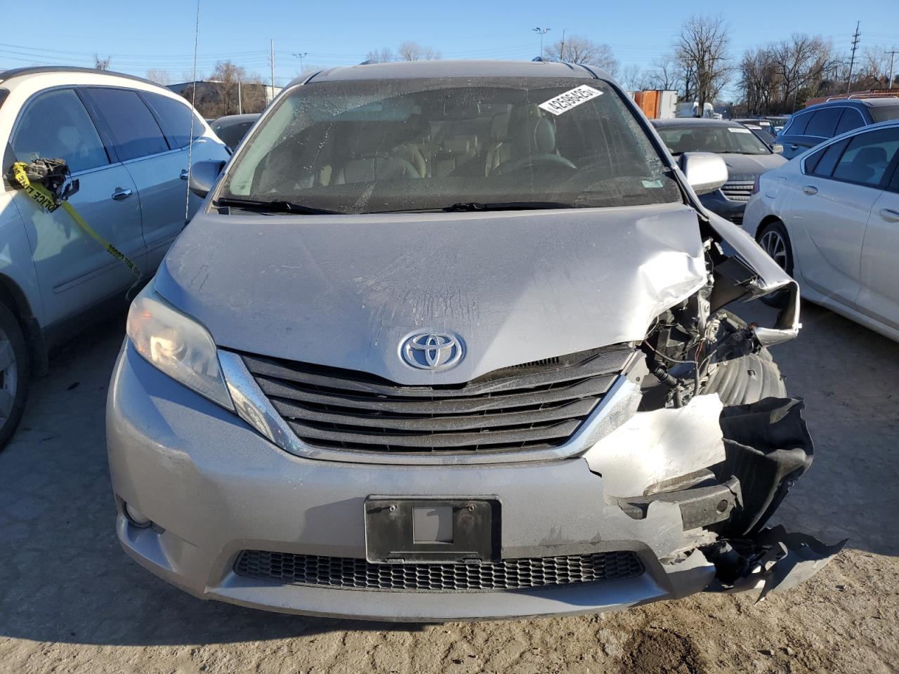 2013 Toyota Sienna - Image 5