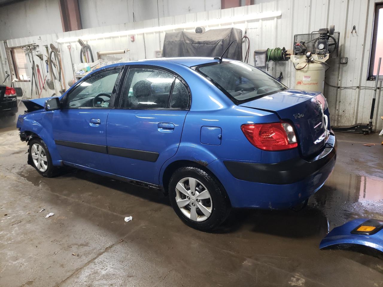 2009 Kia Rio - Image 2