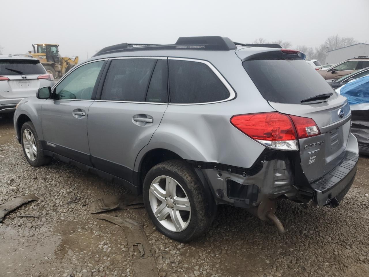 2011 Subaru Outback - Image 2