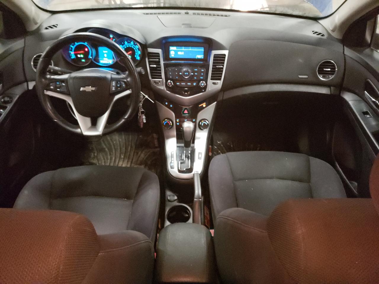 2012 Chevrolet Cruze - Image 8