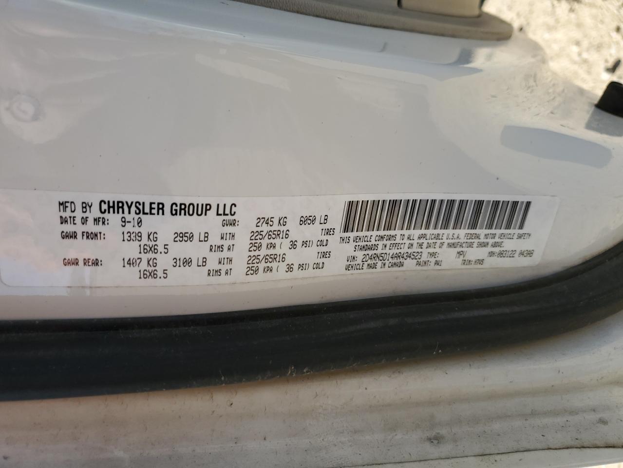 2010 Dodge Caravan - Image 13