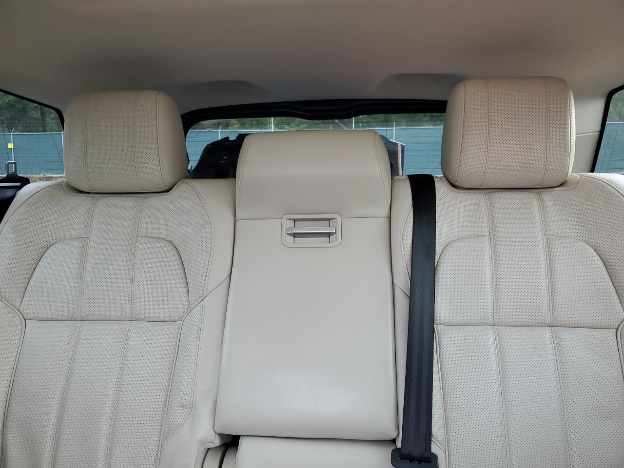 2016 Land Rover Range Rover - Image 10