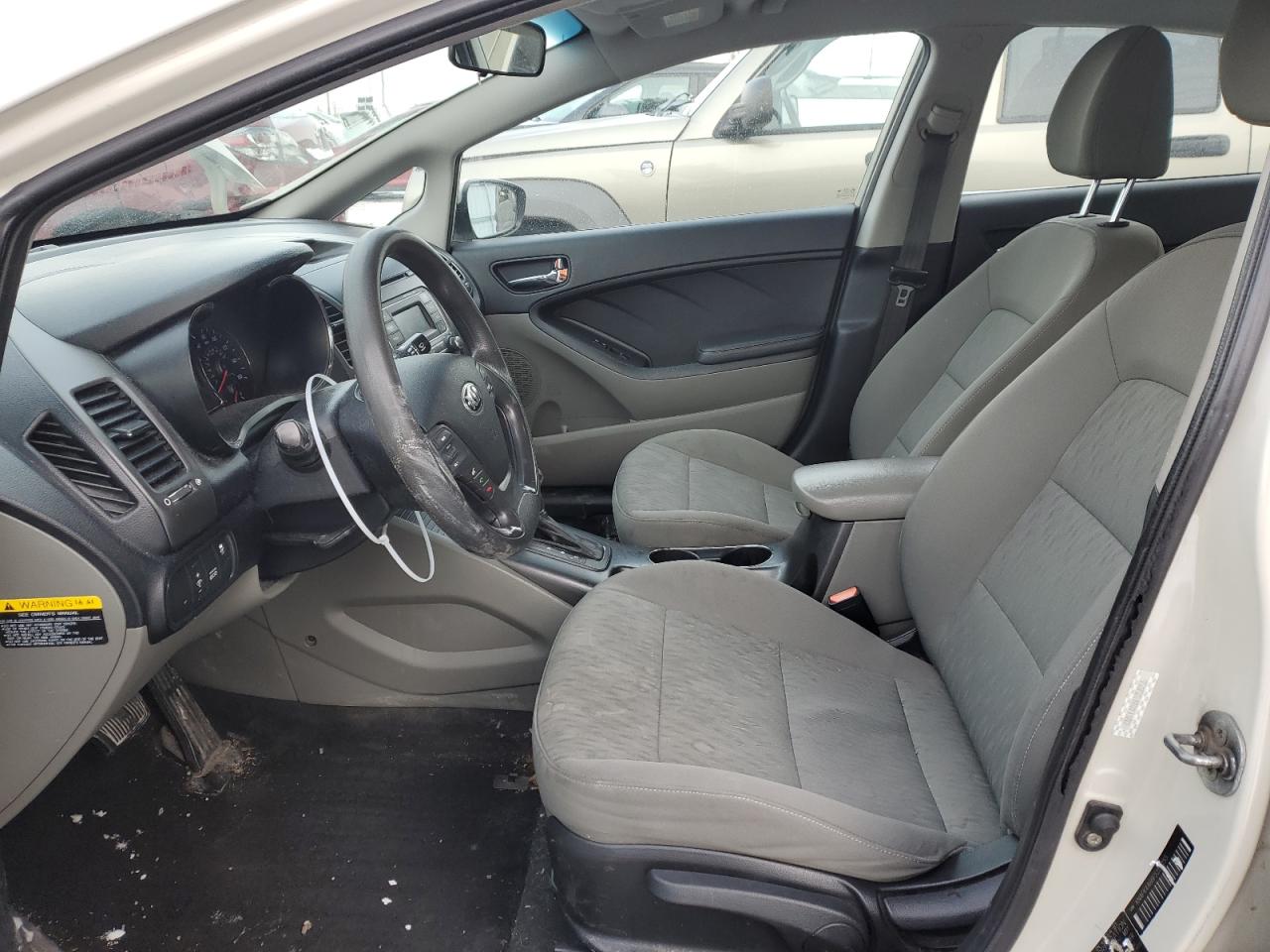 2015 Kia Forte - Image 7