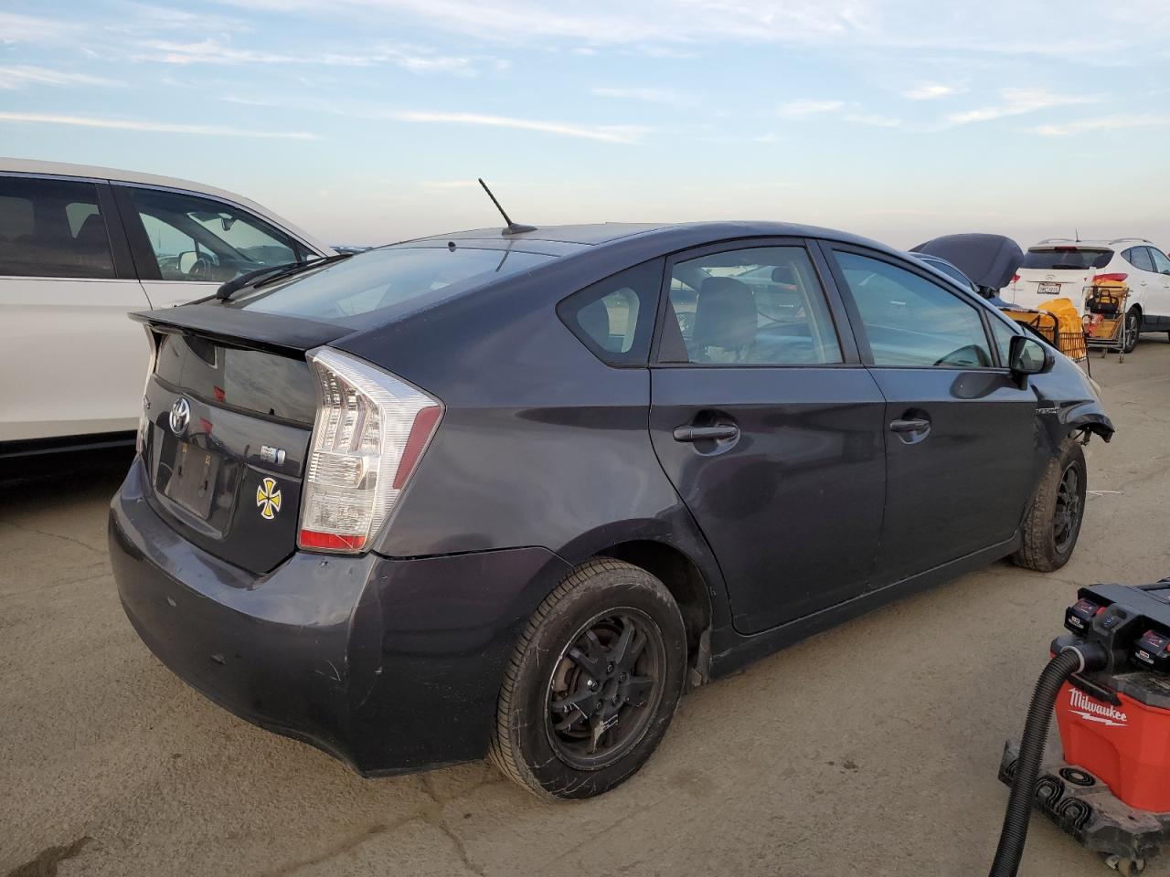2011 Toyota Prius - Image 3