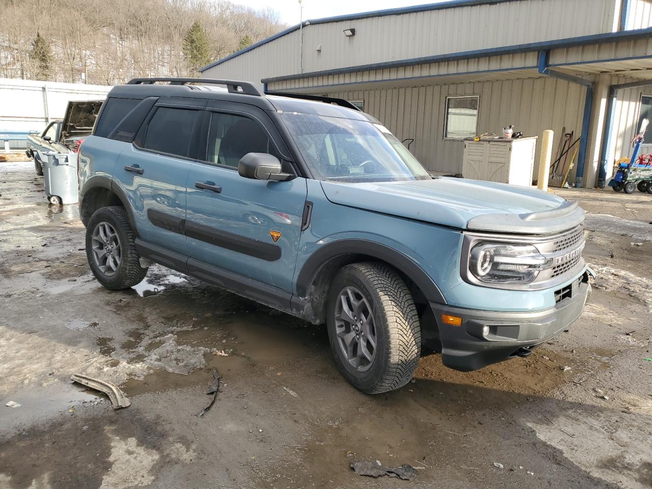 2023 Ford Bronco - Image 4