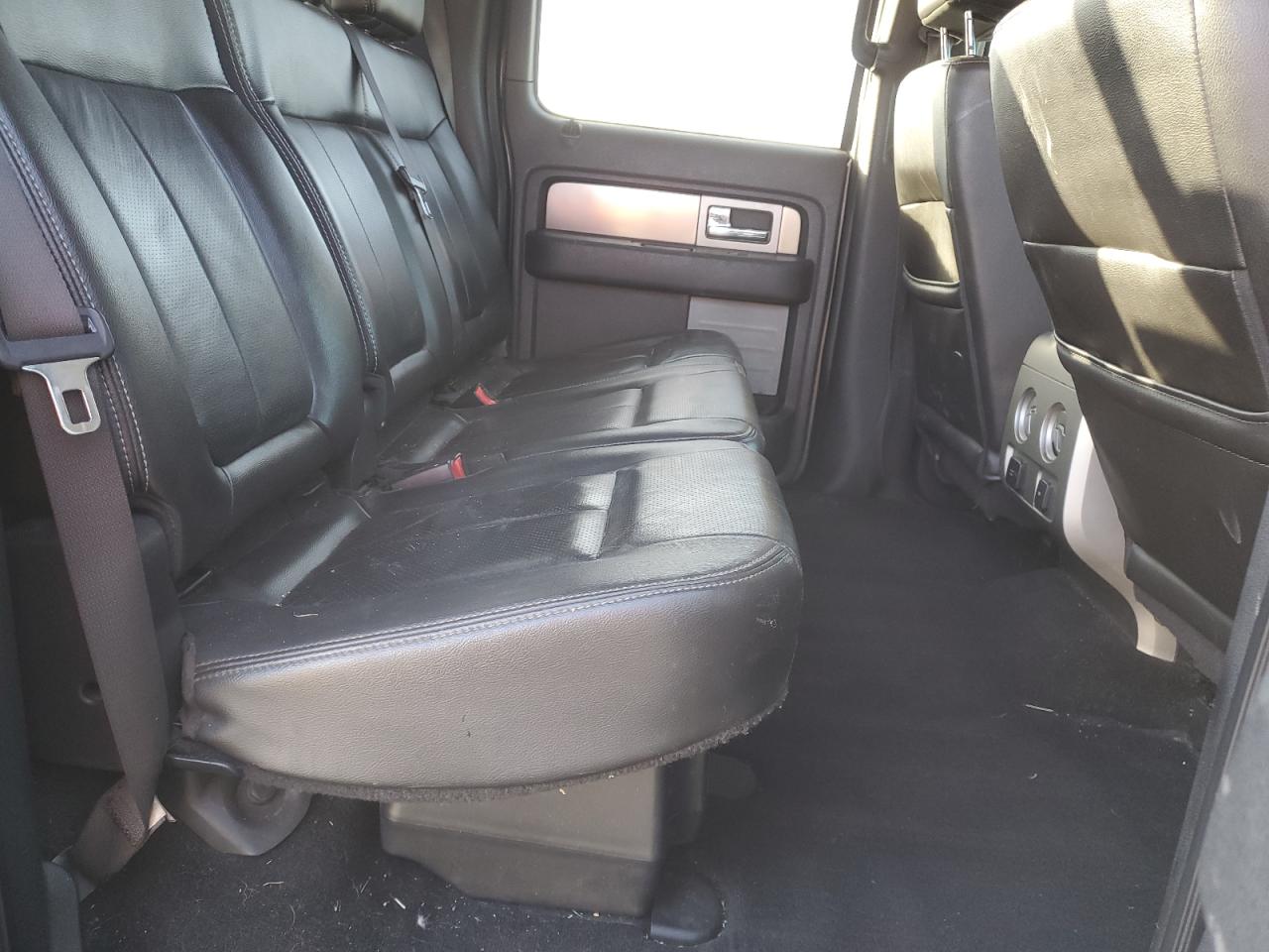 2013 Ford F-150 - Image 10