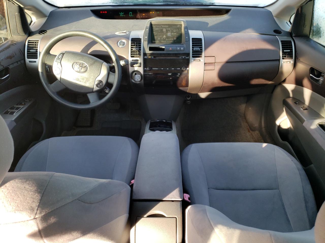 2004 Toyota Prius - Image 8