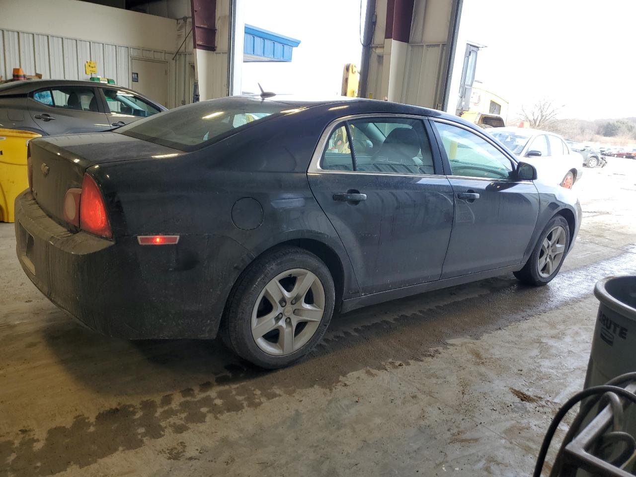 2010 Chevrolet Malibu - Image 3