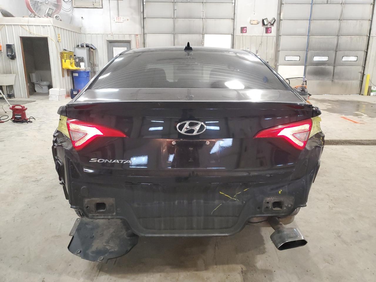 2016 Hyundai Sonata - Image 6