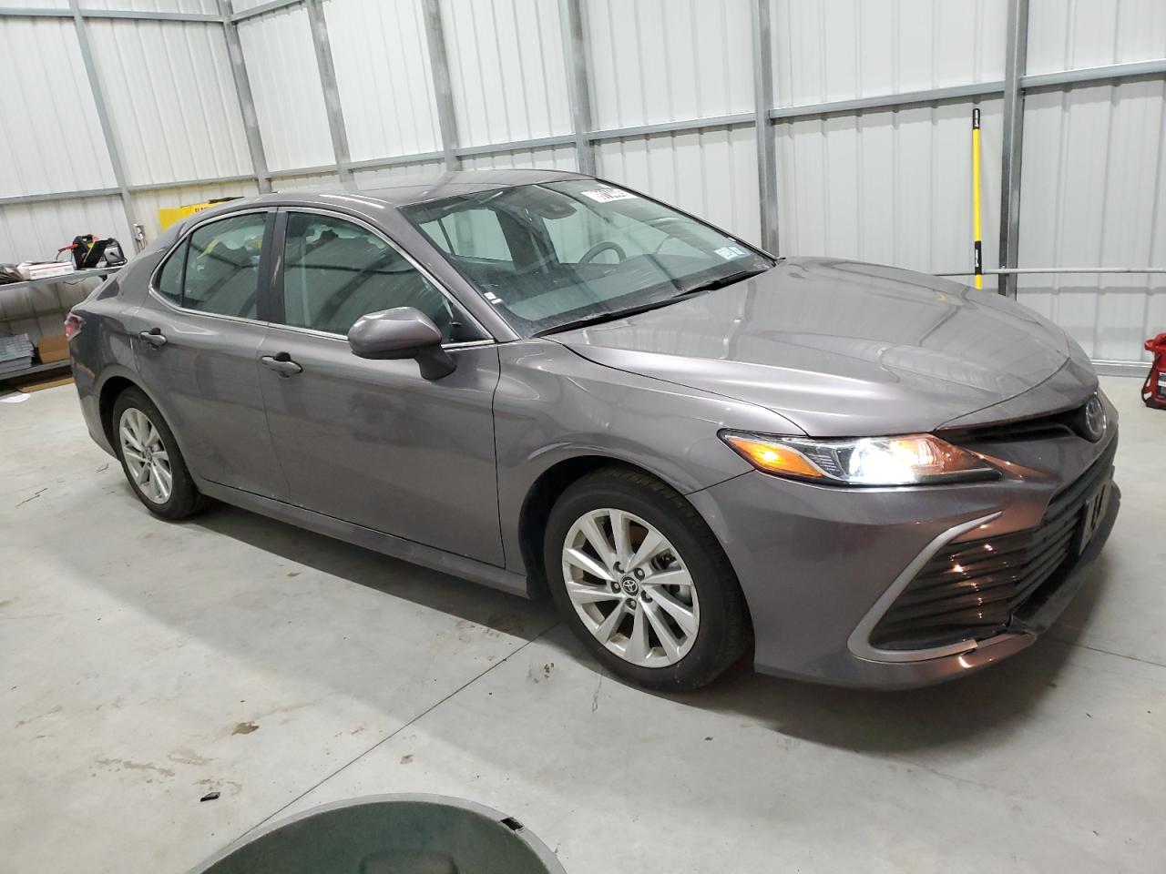 2024 Toyota Camry - Image 4