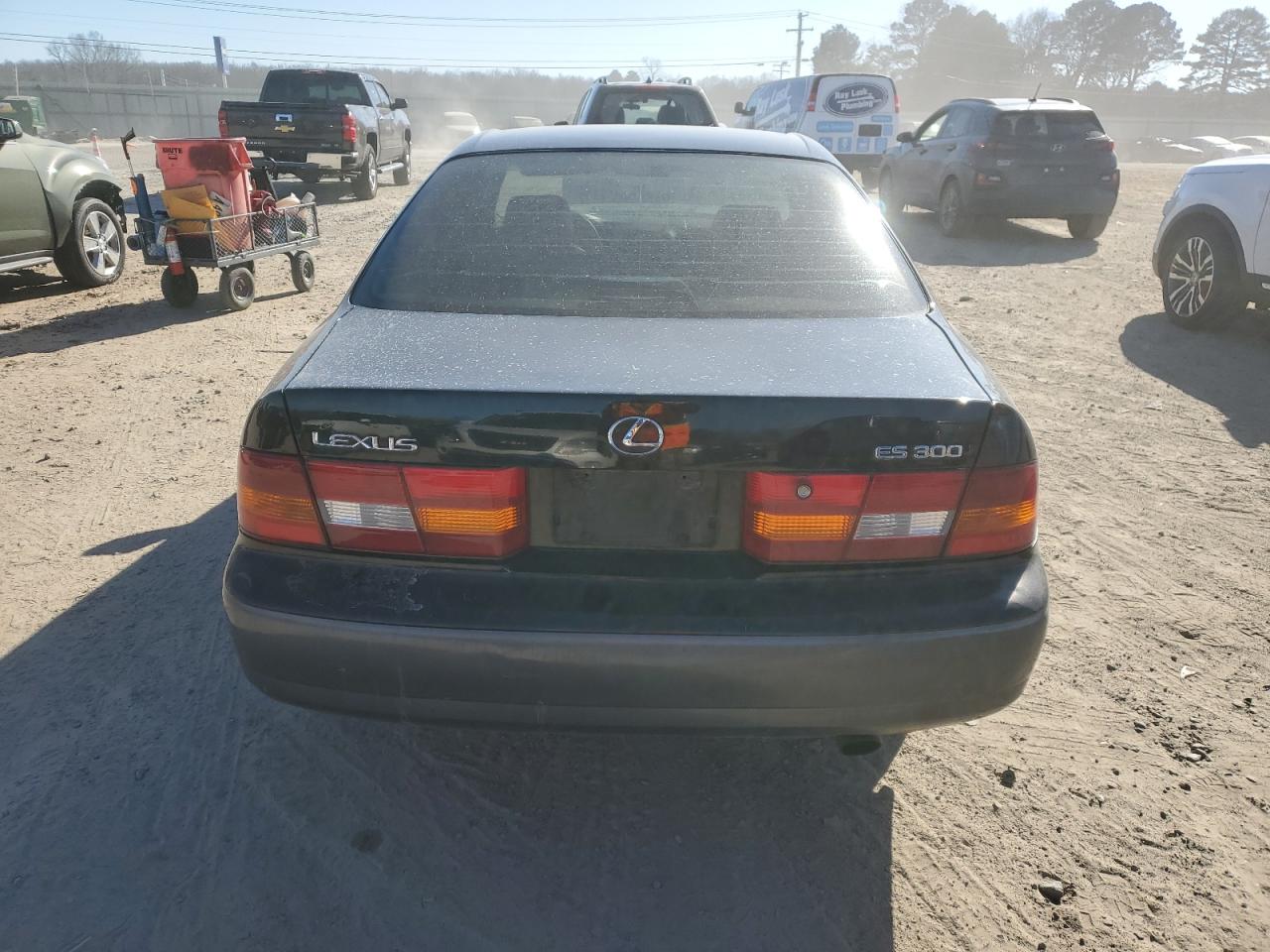 1997 Lexus ES - Image 6