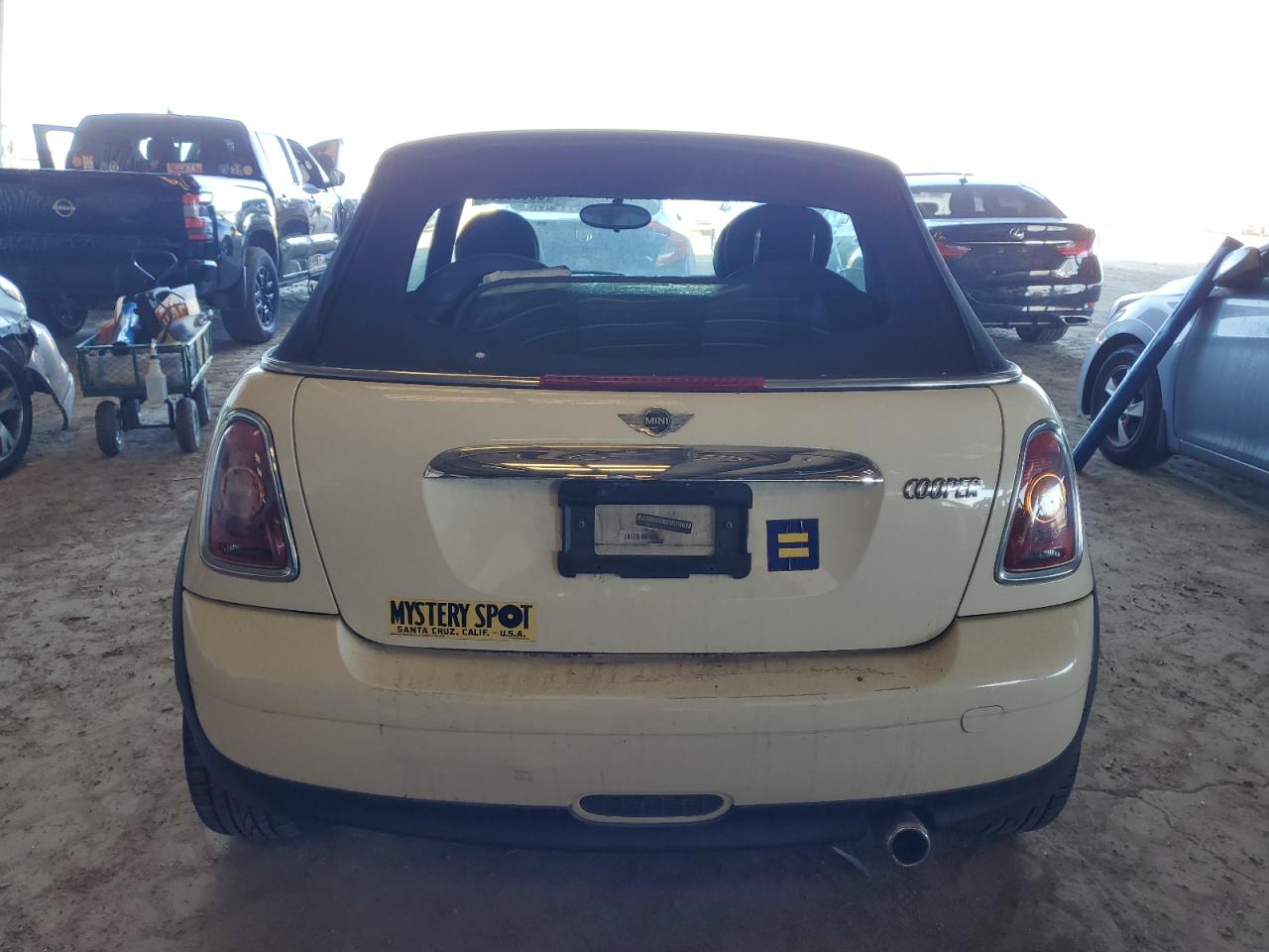 2010 MINI Cooper - Image 6
