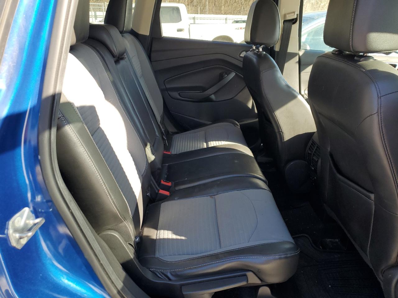 2017 Ford Escape - Image 11