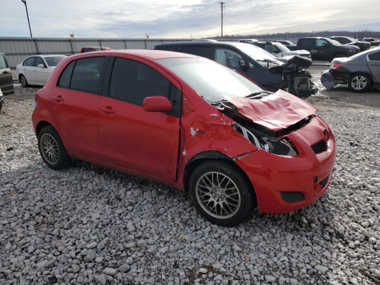 2010 Toyota Yaris - Image 4
