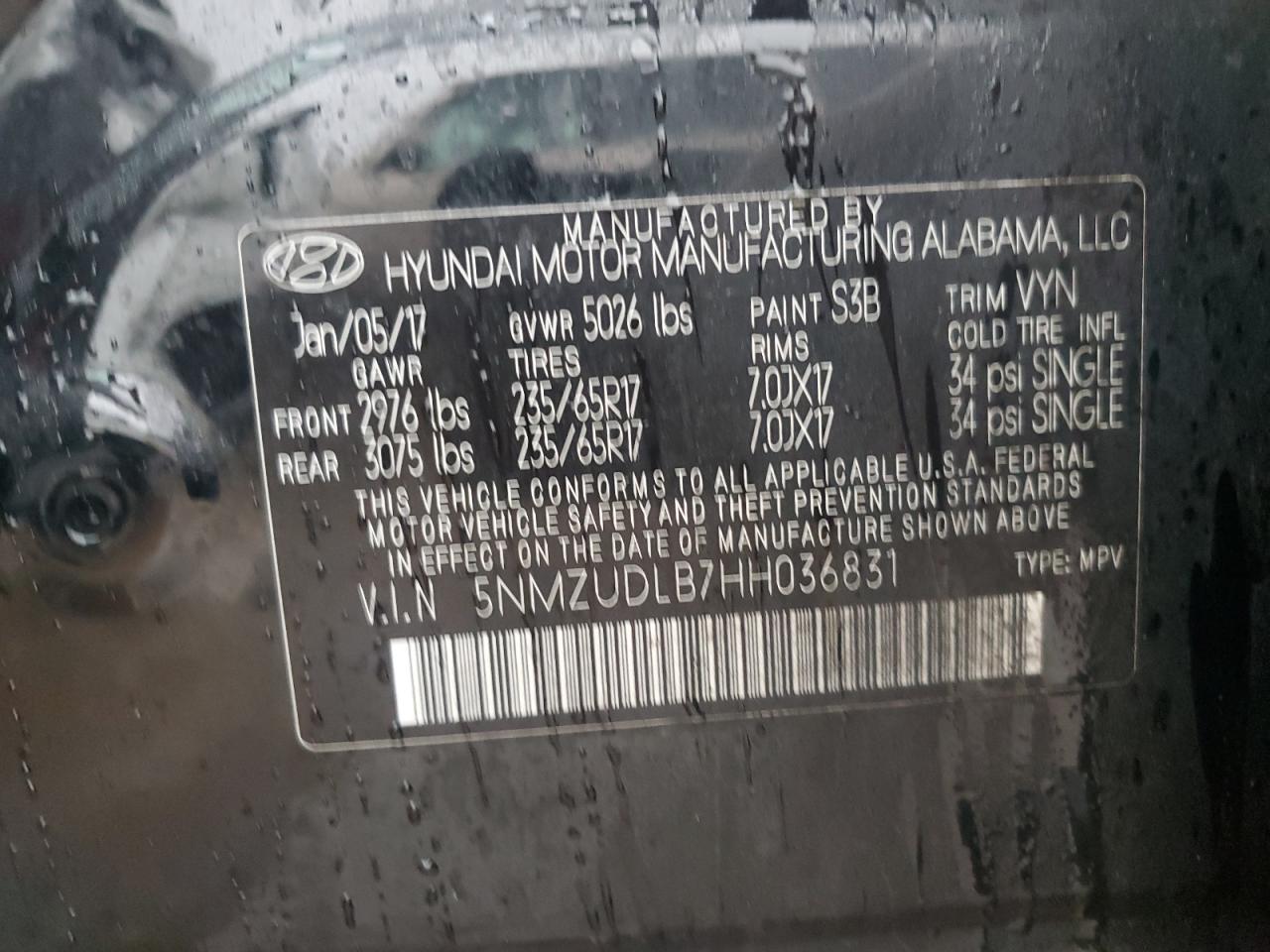 2017 Hyundai Santa Fe - Image 12