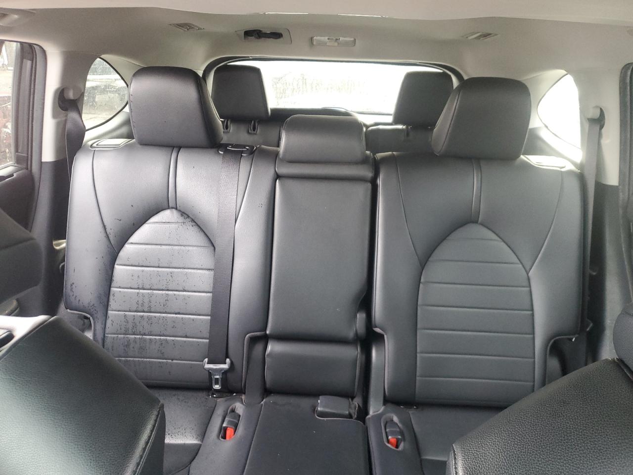 2020 Toyota Highlander - Image 10