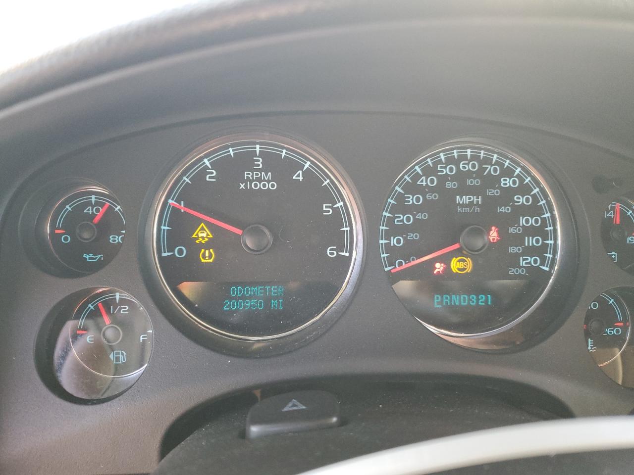 2007 Chevrolet Suburban - Image 9