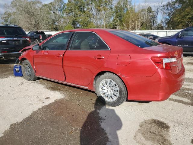 Sedans TOYOTA CAMRY 2013 Czerwony