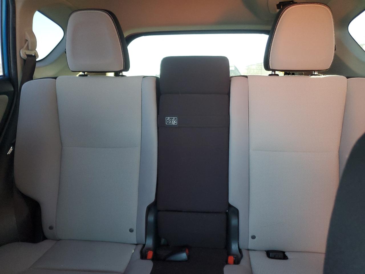 2017 Toyota RAV 4 - Image 10