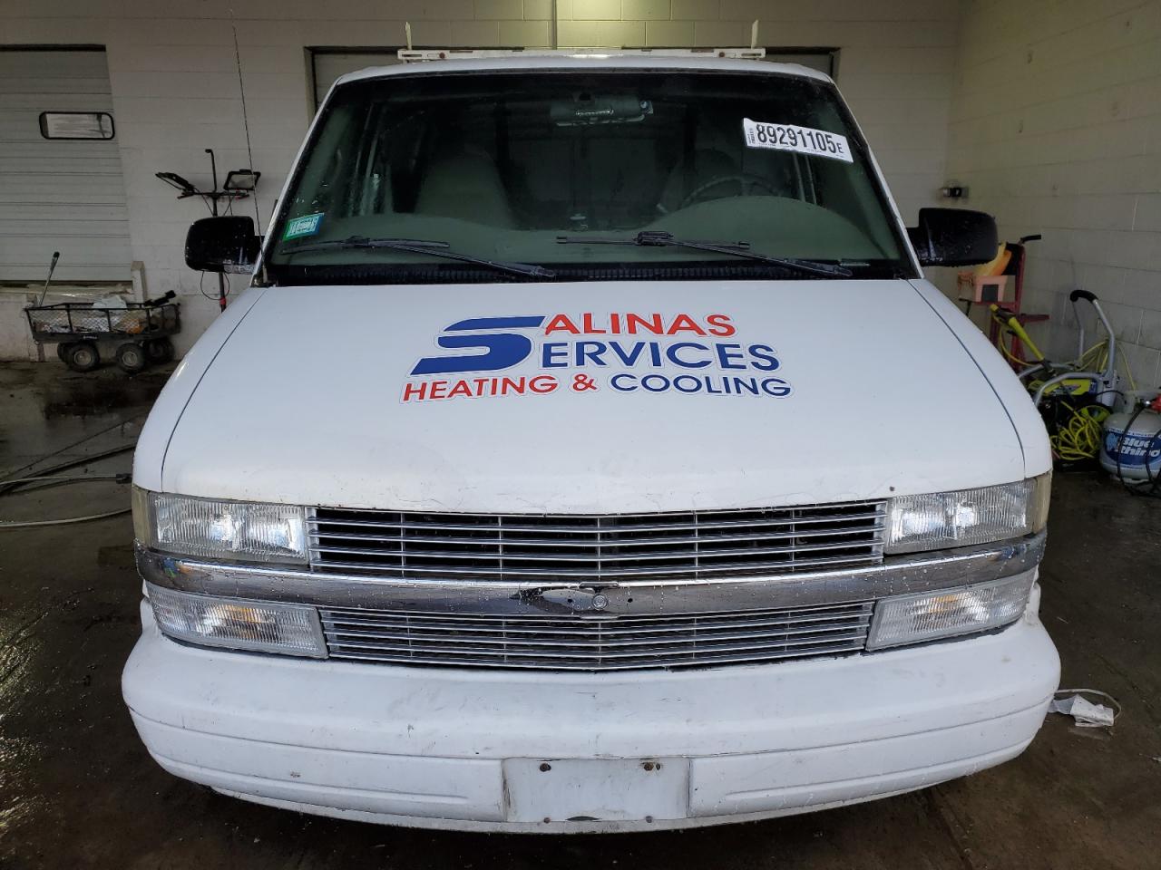 2002 Chevrolet Astro - Image 5