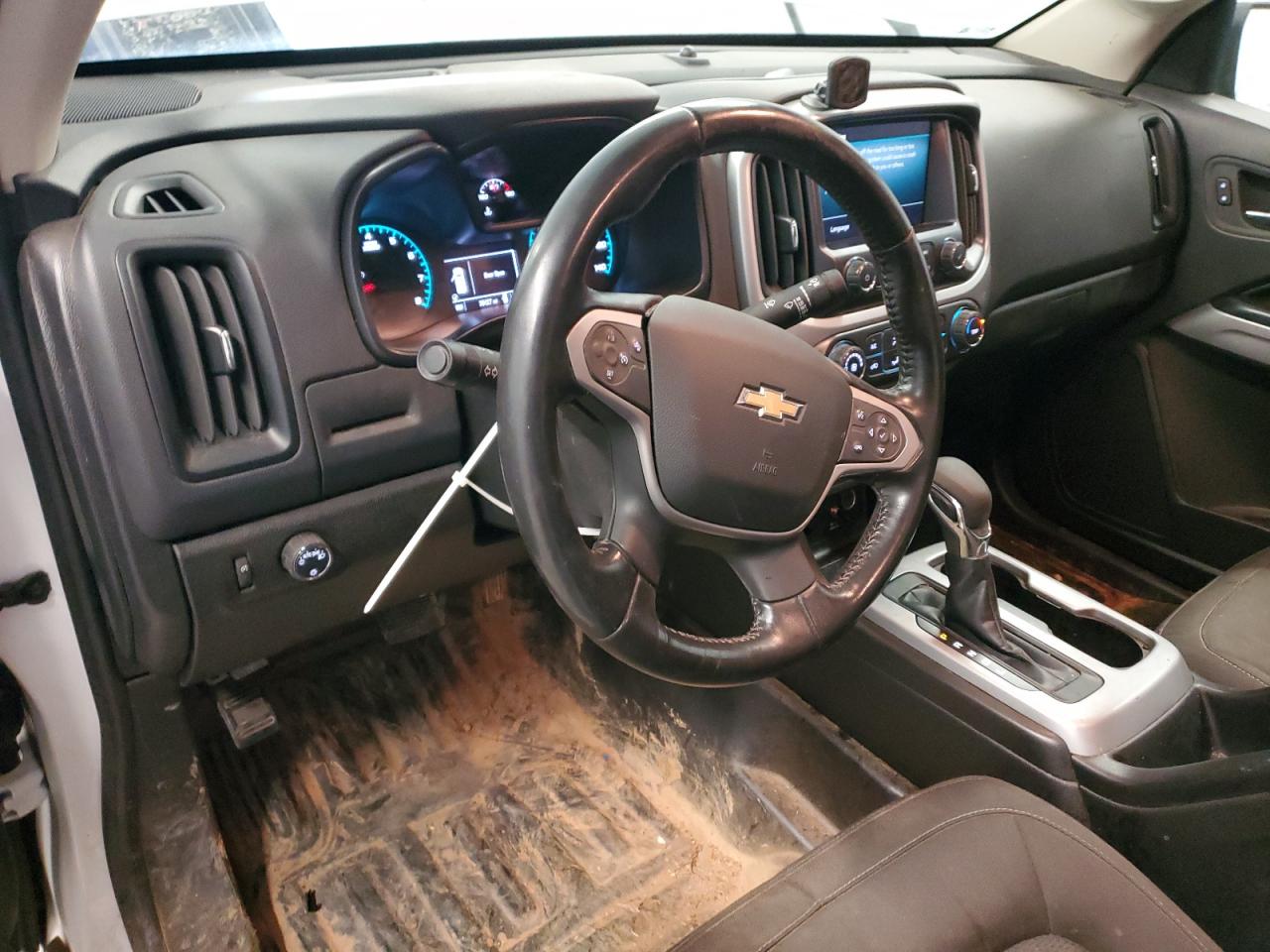 2022 Chevrolet Colorado - Image 8