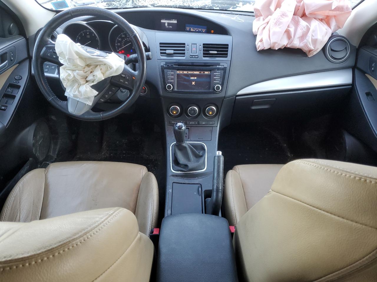 2013 Mazda 3 - Image 8